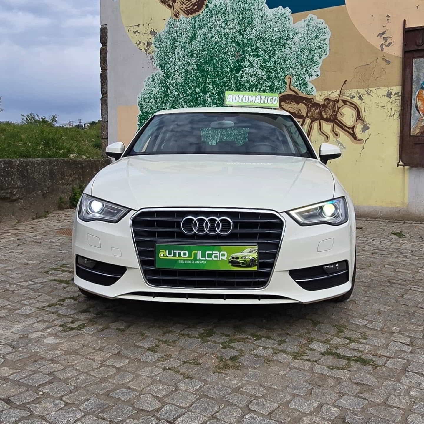 AUDI A3 usado no stand Guimarães